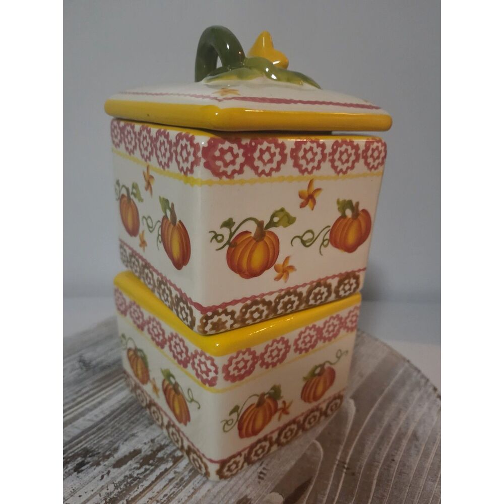 Temp-Tations: Square Canister, Old World by Tara (Pumpkin Pattern)